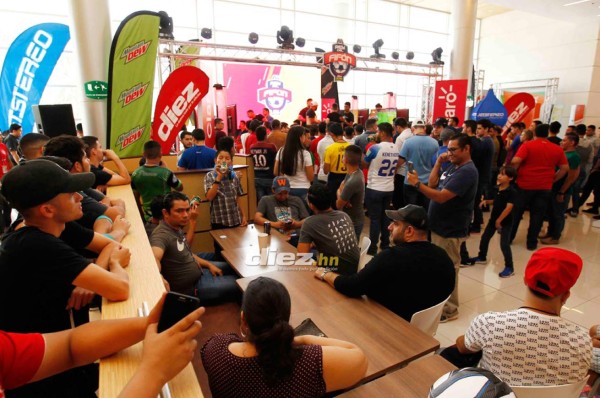 Nervios, ansiedad, risas y alegría en la jornada sabatina del Rey del Fifón DIEZ 2019