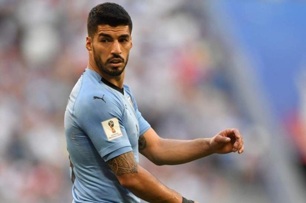 Luis Suárez queda fuera de convocatoria de Uruguay