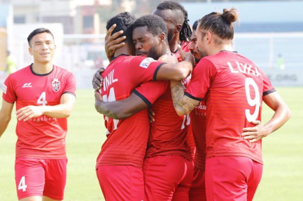 Clayvin Zúniga se despacha doblete con Churchill Brothers y ya suma ocho dianas en la India