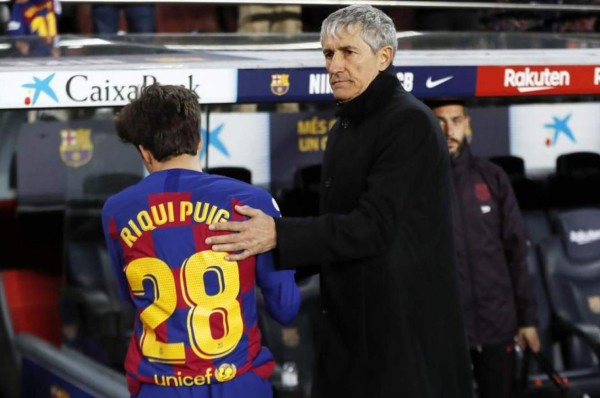 Barcelona: La excesiva cantidad de pases ante Granada en el debut de Setién