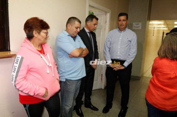 Directivos de FENAFUTH realizan visita de cortesia a 'Chelato' Uclés