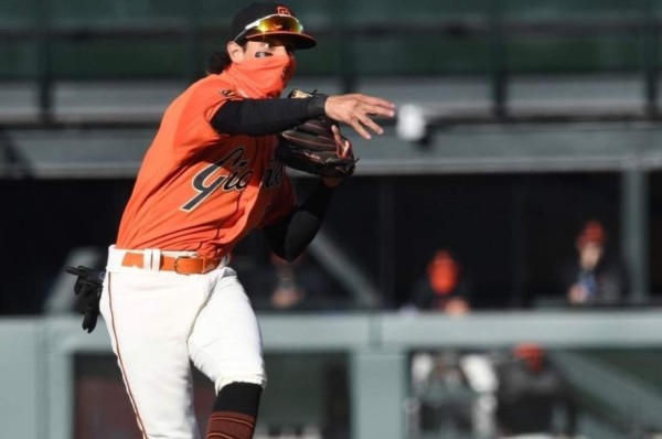 Paliza de los Gigantes de San Francisco a Texas con un gran Mauricio Dubón al bate