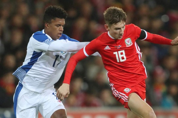 Luis Ovalle pasó tremendo susto con Panamá en avión que viajaban