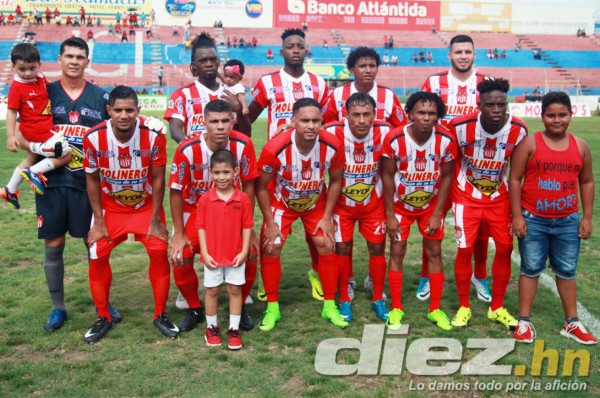 El Vida cerraría filas para el Apertura con tres nuevos fichajes