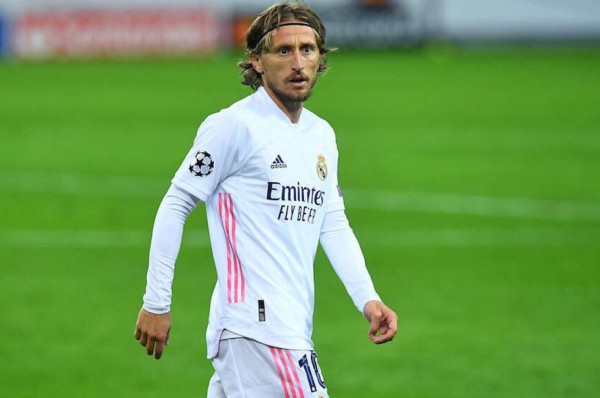 ¿Renovación o salida? Real Madrid toma importante decisión con el futuro de Modric