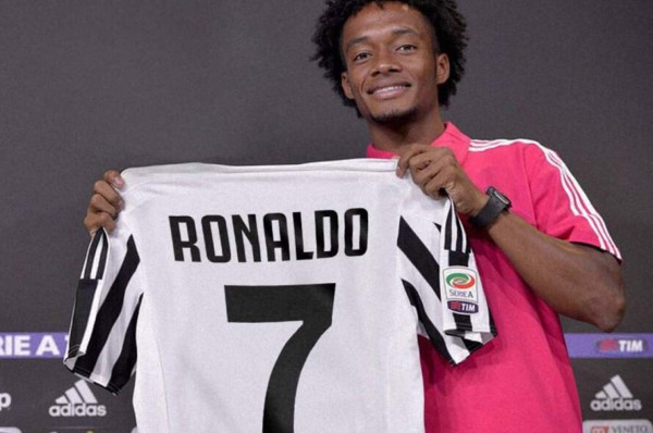¡El insólito dorsal de Cuadrado tras cederle el 7 a Cristiano!