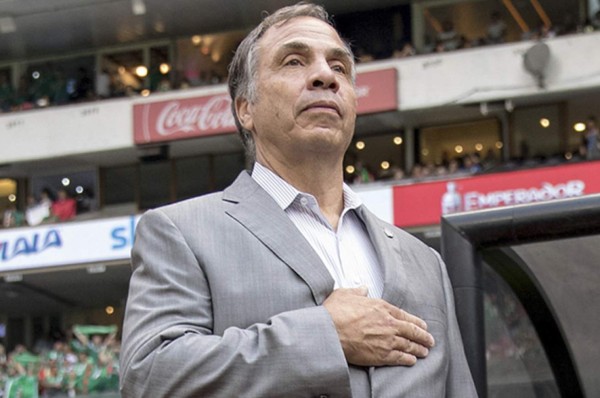 La dolorosa carta con la que Bruce Arena renuncia como DT de Estados Unidos