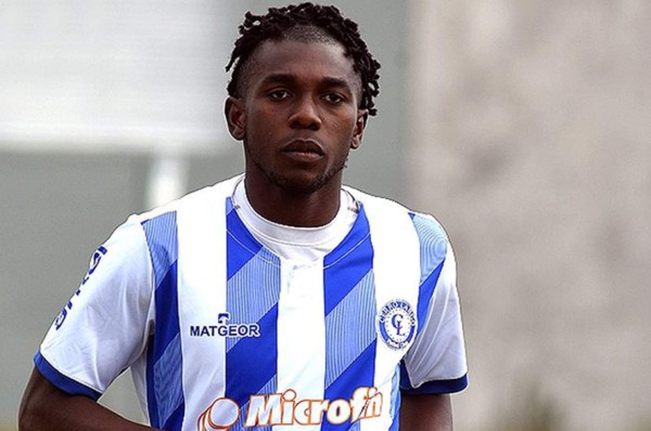 Hondureño Carlos 'Muma' Fernández en el once de la jornada en Uruguay