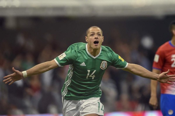 'Chicharito' empató a Borgetti como máximo goleador de México