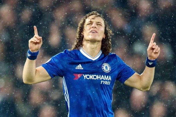 Liverpool rescata un empate ante el Chelsea en Anfield Road