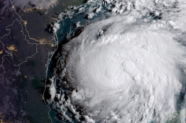 INFORME ESPECIAL: Huracán Harvey impactara en Texas y Luisiana, Estados Unidos en categoría 3