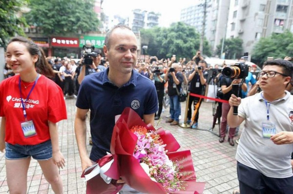 Andrés Iniesta se irá al fútbol de China tras aceptar una exótica oferta