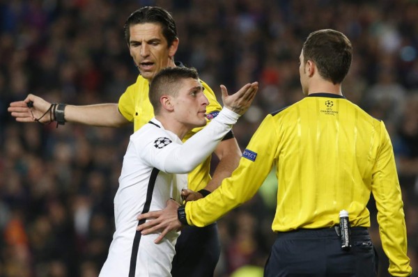 ¡Otra polémica! Regalan penal al Barcelona