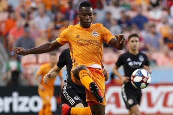 Alberth Elis, Maynor Figueroa y Boniek García caen derrotados con el Dynamo; Romell Quioto sigue marginado