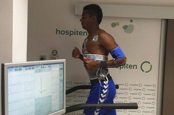 Anthony Lozano pasa pruebas médicas con el Barcelona B