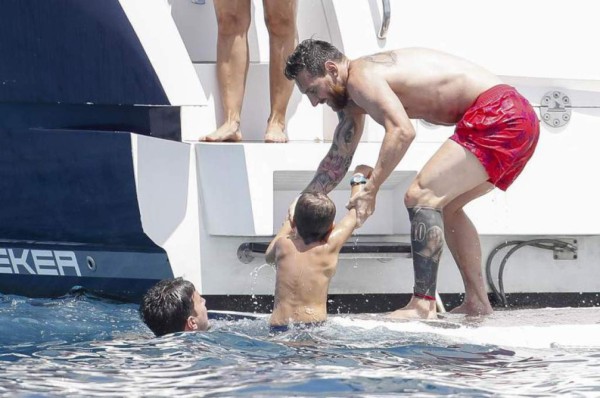 ¡Qué vacaciones! Messi se 'escapa' con Antonella Roccuzzo a Ibiza