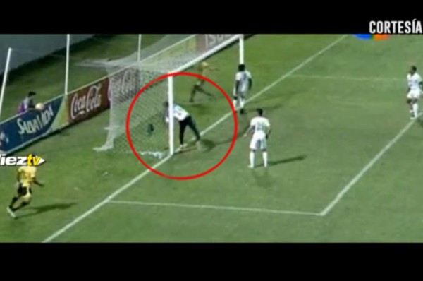 VIDEO: ¡Errorazo! Así fue el gol que le anularon a Real España ante Platense
