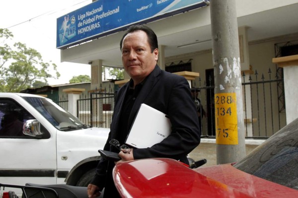 Pedro Rebollar ya tiene los árbitros para la final entre Motagua y Marathón