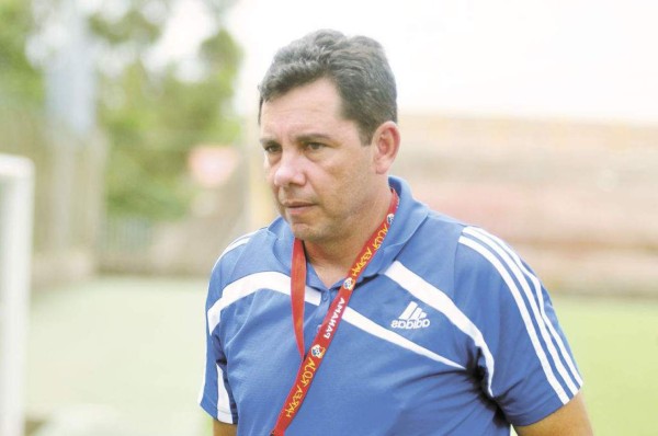 RUMORES Y FICHAJES: Argentino que no pegó en Costa Rica, llega a Guatemala