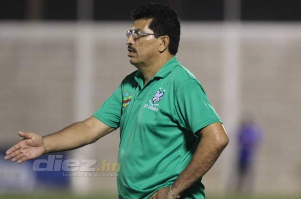 Carlos Martínez explica el porqué de su renuncia de Platense&nbsp;&nbsp;