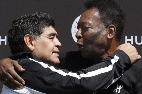La imperdible reacción de Pelé tras cumplirse un año de la muerte de Diego Maradona