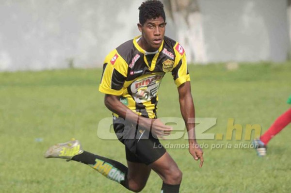 Hijo de Carlos Pavón dejó el fútbol profesional y se convirtió en misionero