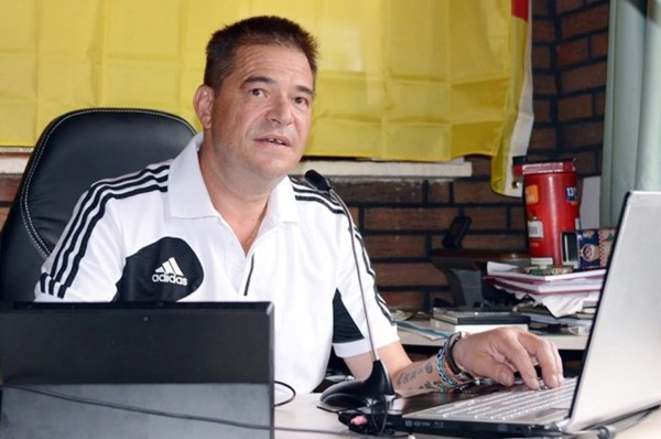 Entrenador europeo llegaría a Platense para sustituir a Clavasquín