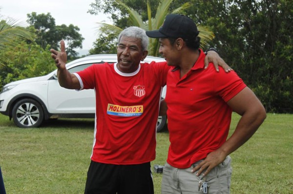 El Vida agradece al entrenador Héctor Castellón quien se va a Juticalpa