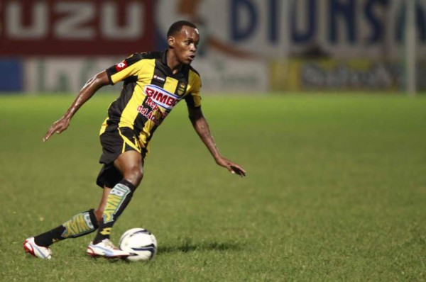 FICHAJES EN HONDURAS: Olimpia abre la chequera y Eddie Hernández iría a Europa