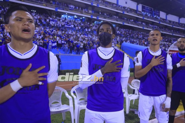 Con notables variantes: el 11 titular de Honduras para buscar el milagro esta noche ante Costa Rica