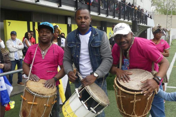 ¡Espectacular! Así celebraron los Garífunas radicados en Barcelona sus 222 aniversario