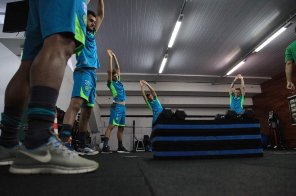 Chapecoense presenta su nueva plantilla tras la tragedia en Colombia