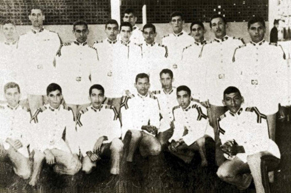 Hugo Chávez muere por un cáncer y termina una era en Venezuela.