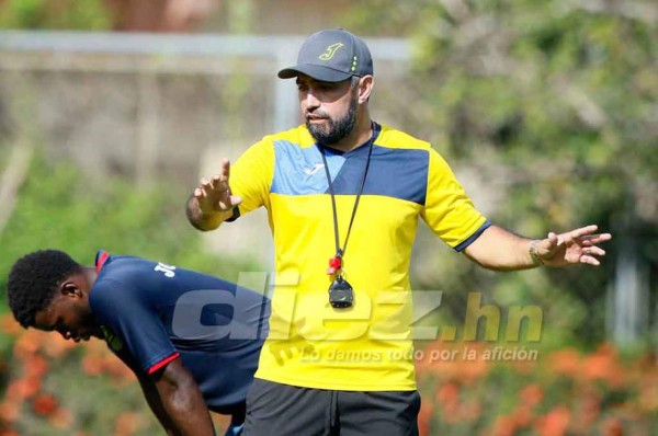 Mauricio Solís: 'Hemos encontrado un equipo joven con ganas de trabajar'