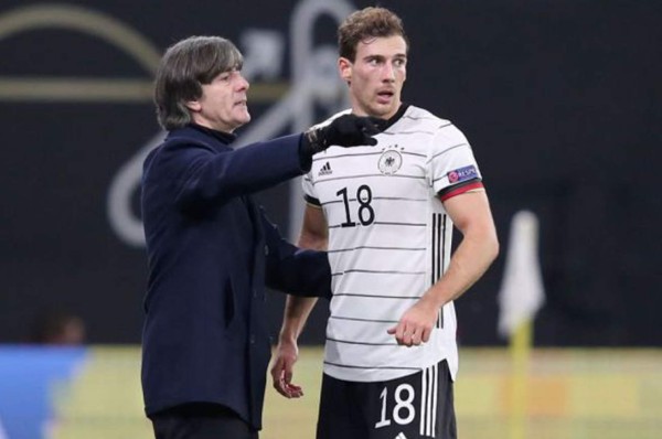 La reacción de Neuer tras los dos penales que falló Sergio Ramos con la selección de España