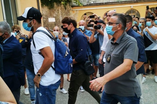 ¡Bombazo! Luis Suárez dejará al FC Barcelona y ya se encuentra en Italia para pasar un examen