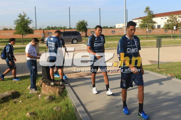 ¡Quioto y Discua de porteros! Las fotos del entreno de Honduras en Houston