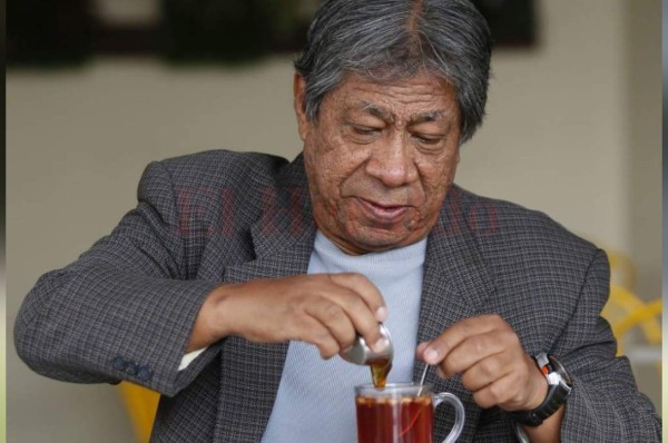 ¡Así se ven las leyendas en la actualidad! Grandes exfutbolistas de Honduras y México que se enfrentaron en el pasado