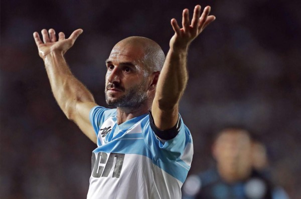 Racing vence a Belgrano y se acerca a la consagración en Superliga de Argentina