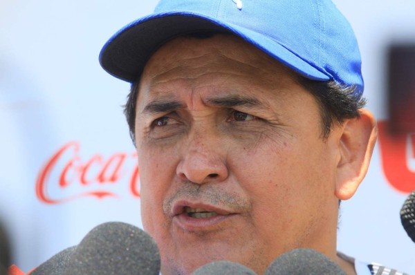 Nahún Espinoza anuncia su regreso al fútbol y cuenta por qué renunció a Olimpia en 2018