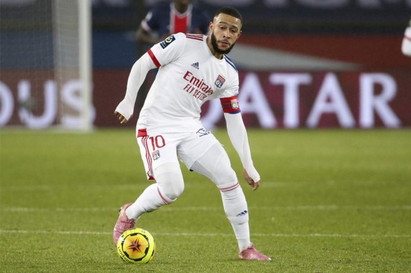 El gigante europeo que le quiere arrebatar a Memphis Depay al Barcelona