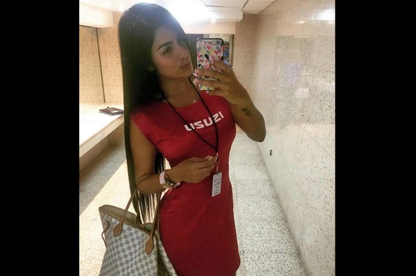 Conoce a Mónica Henao, la sensual colombiana que dejó el modelaje por el boxeo