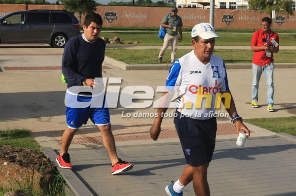 ¡Quioto y Discua de porteros! Las fotos del entreno de Honduras en Houston