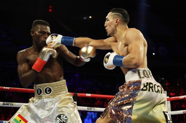 En fotos: Así noqueó el hondureño Teófimo López a Richard Commey