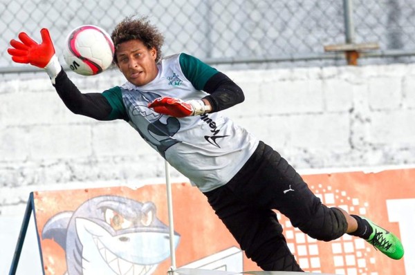 Platense separa al portero Kevin Hernández por indisciplina