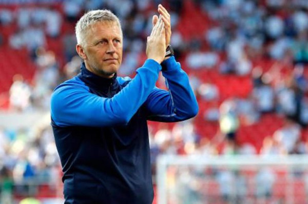 Heimir Hallgrímsson renuncia como entrenador de Islandia y volverá a trabajar como dentista