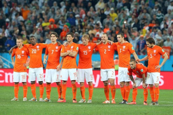 Argentina finalista: ganó 4-2 a Holanda en los penales.