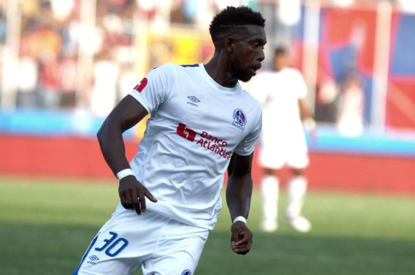 Johnny Palacios se vuelve a lesionar con el Olimpia