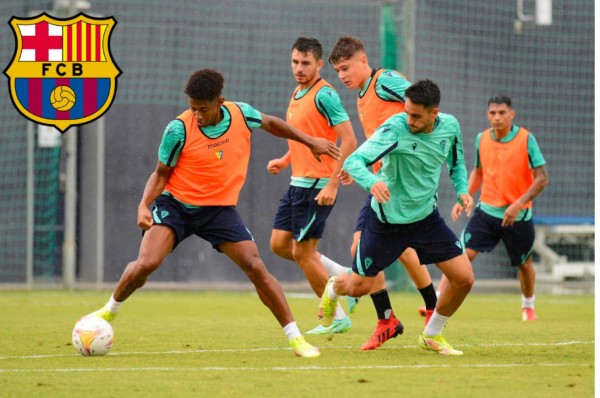 Choco Lozano entrena con normalidad en el Cádiz y se reporta listo para enfrentar al Barcelona