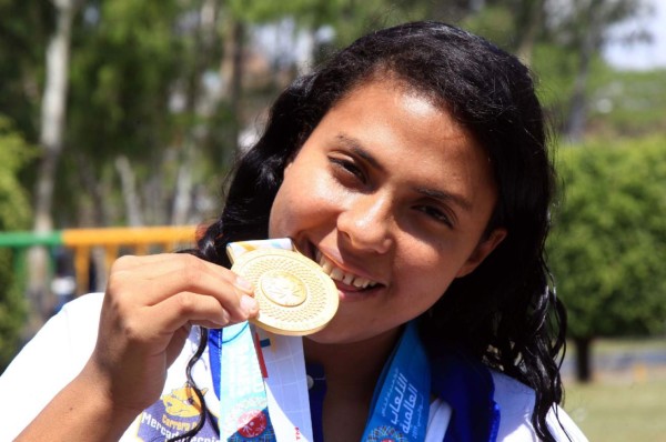 Eufemia Velásquez, una hondureña especial que vale oro